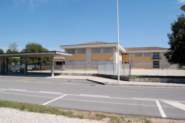 Scuola primaria Sarto - Sportello famiglia ats veneto 08 Asolo