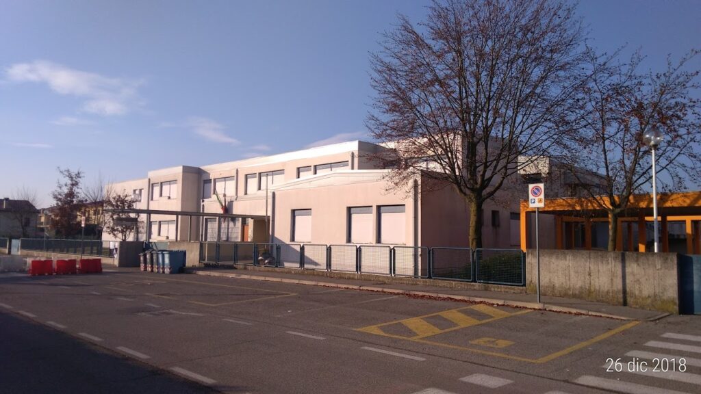 Scuola_sec_IIgrado_giavera