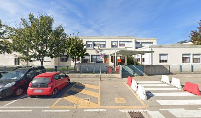 scuolaprimaria_giavera