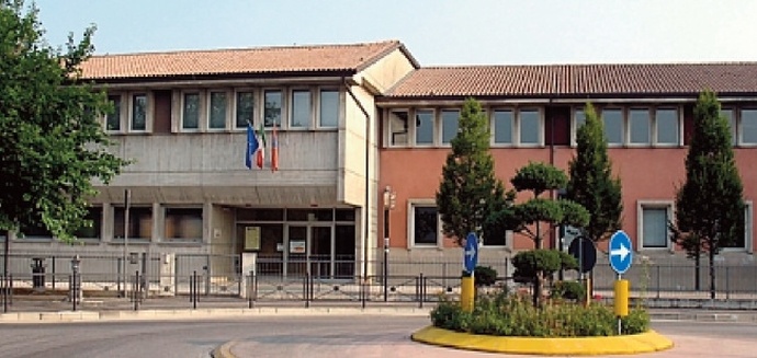 scuola_giovanixxiii_bessica