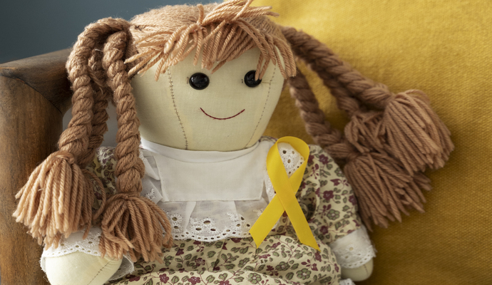 bambola-con-nastro-giallo (2) (2) (1)